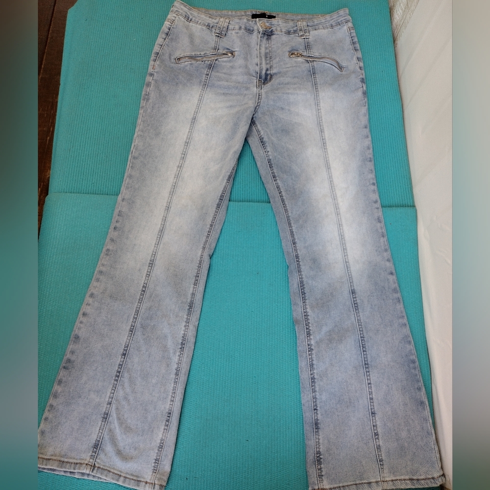 Madden NYC Women's Mid Rise Boot Cut Jeans Stretch - 16